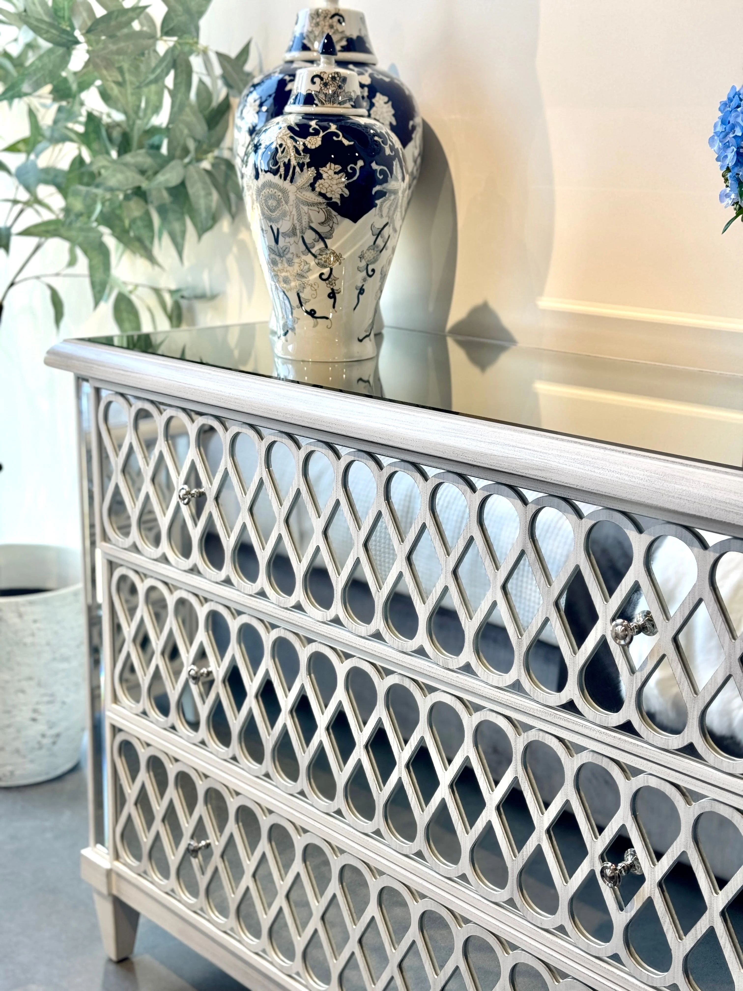 Amore Dresser - Image 5