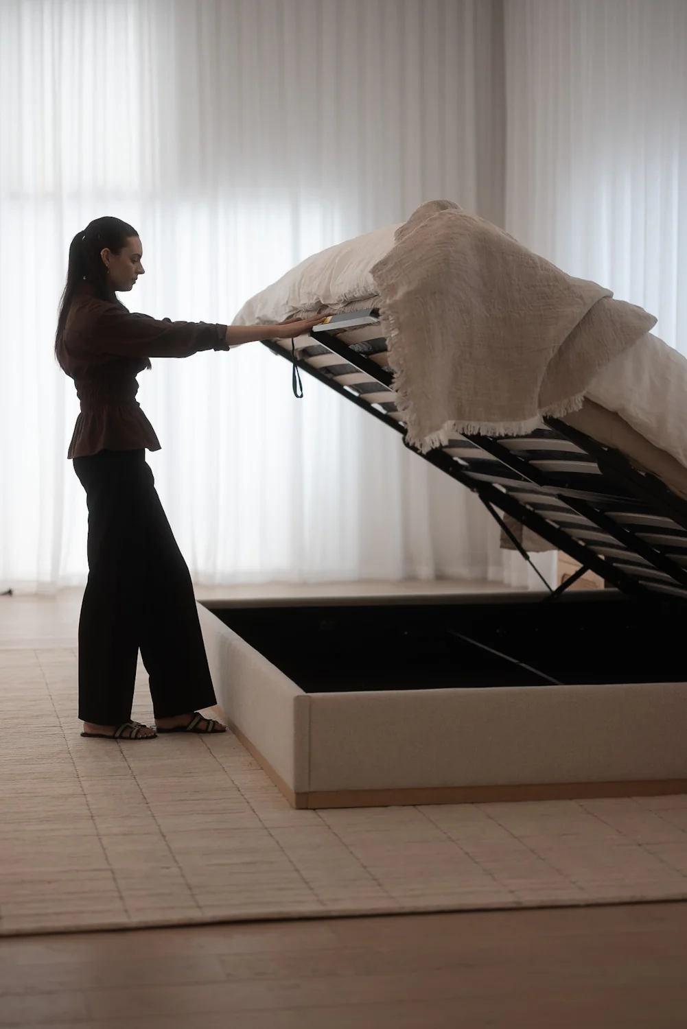 Aria Bed with Gas Lift Storage - Image 7