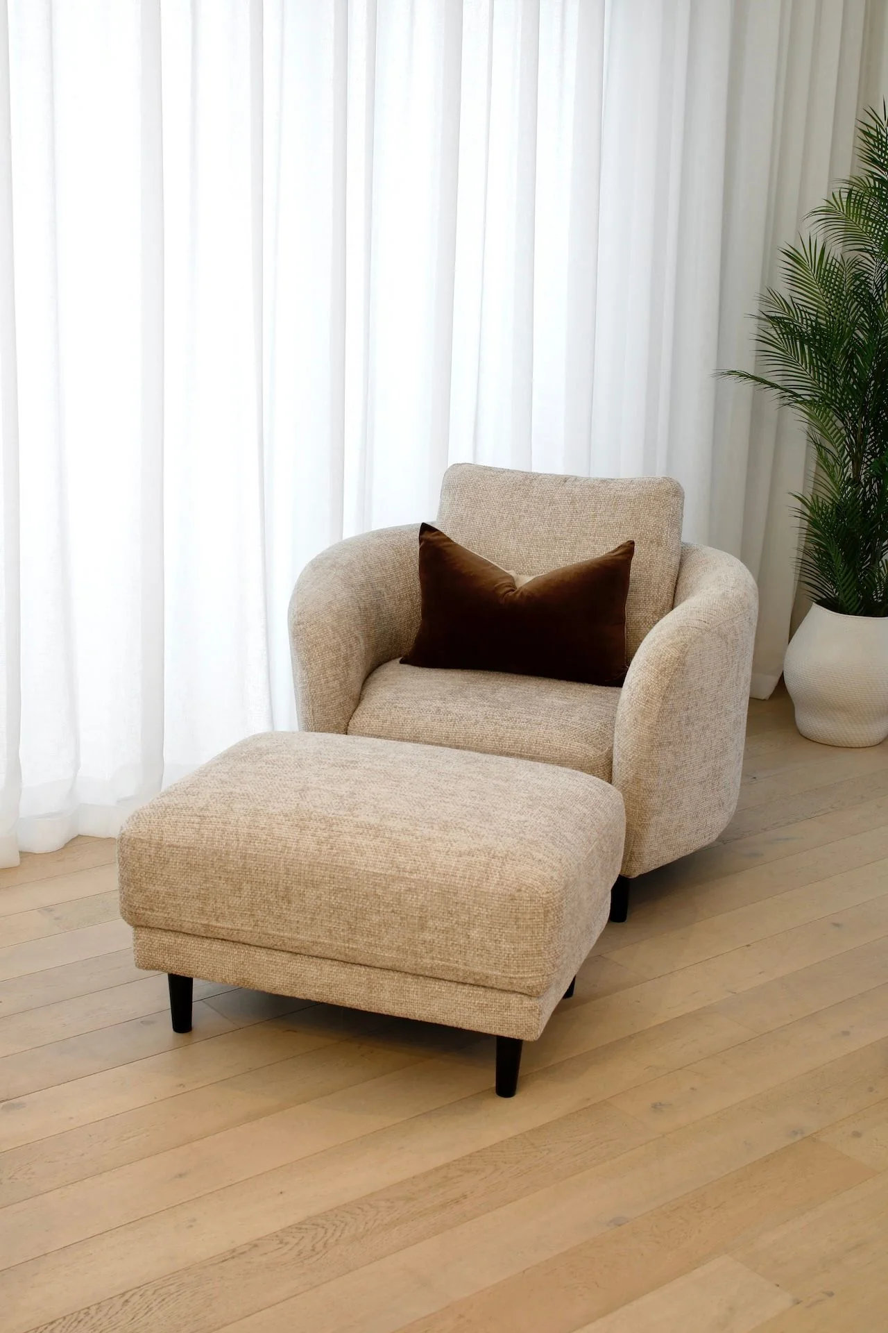 Blaire Armchair - Champagne - Image 5