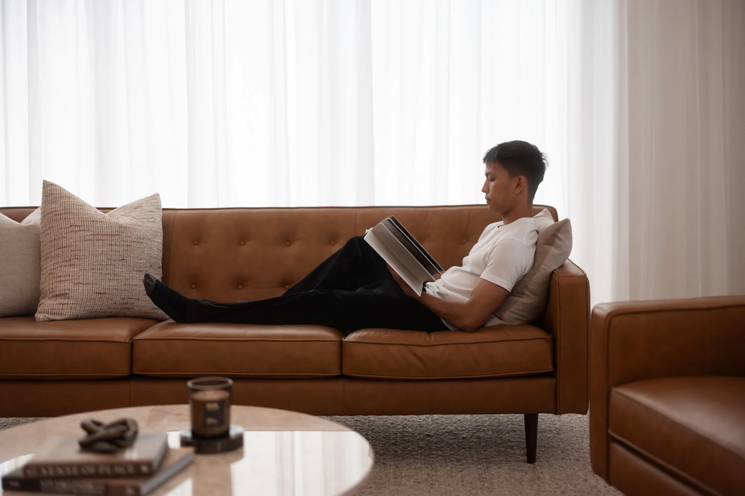 Chiswick Leather 3 Seater Sofa - Image 4