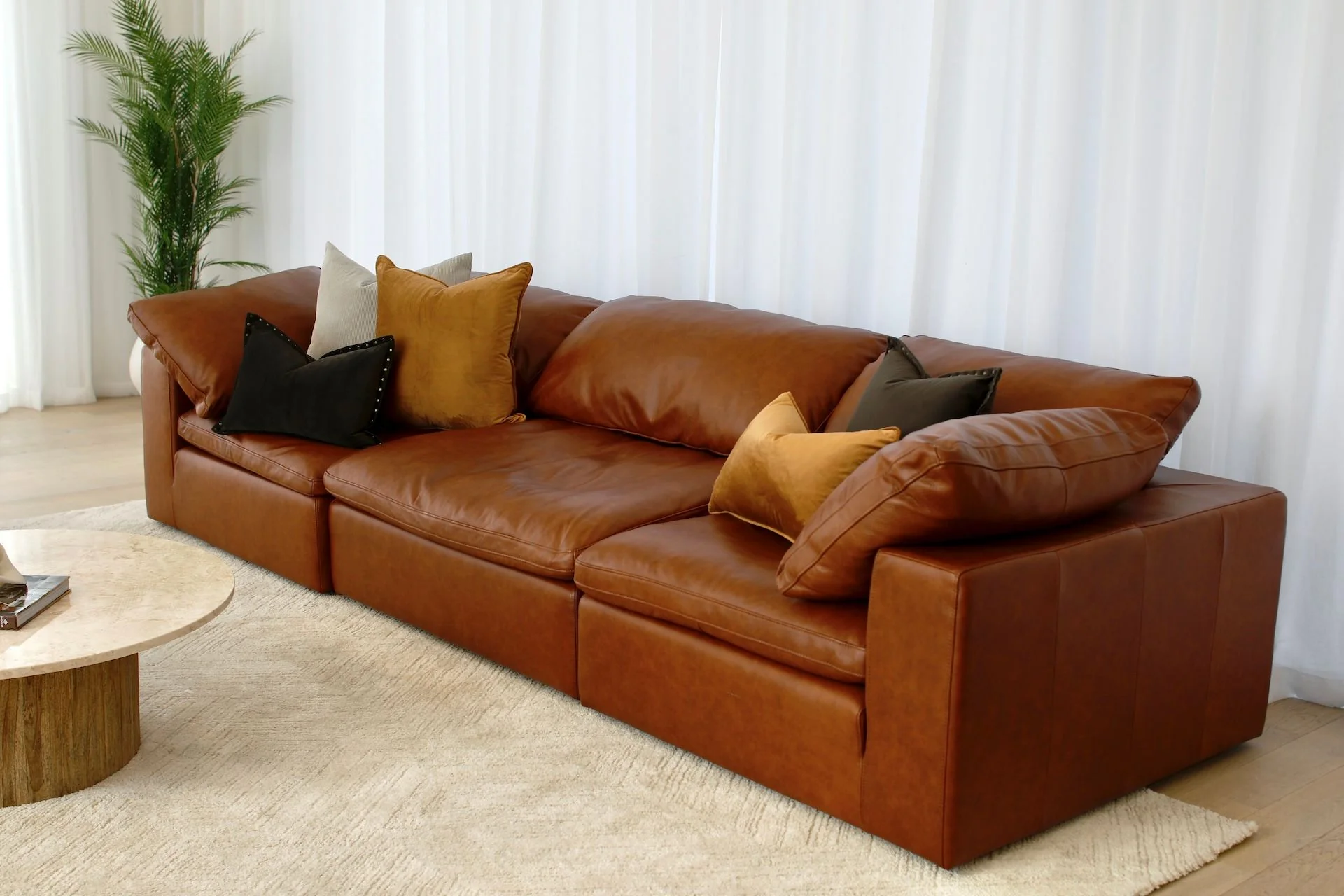 Cloud - Three Seater - Image 9