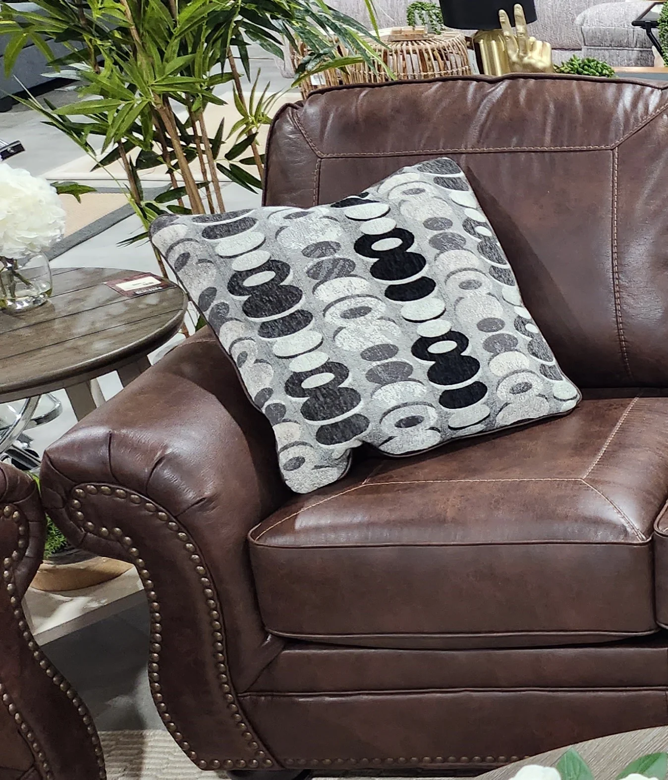 Normandy 3 Seater - Image 7