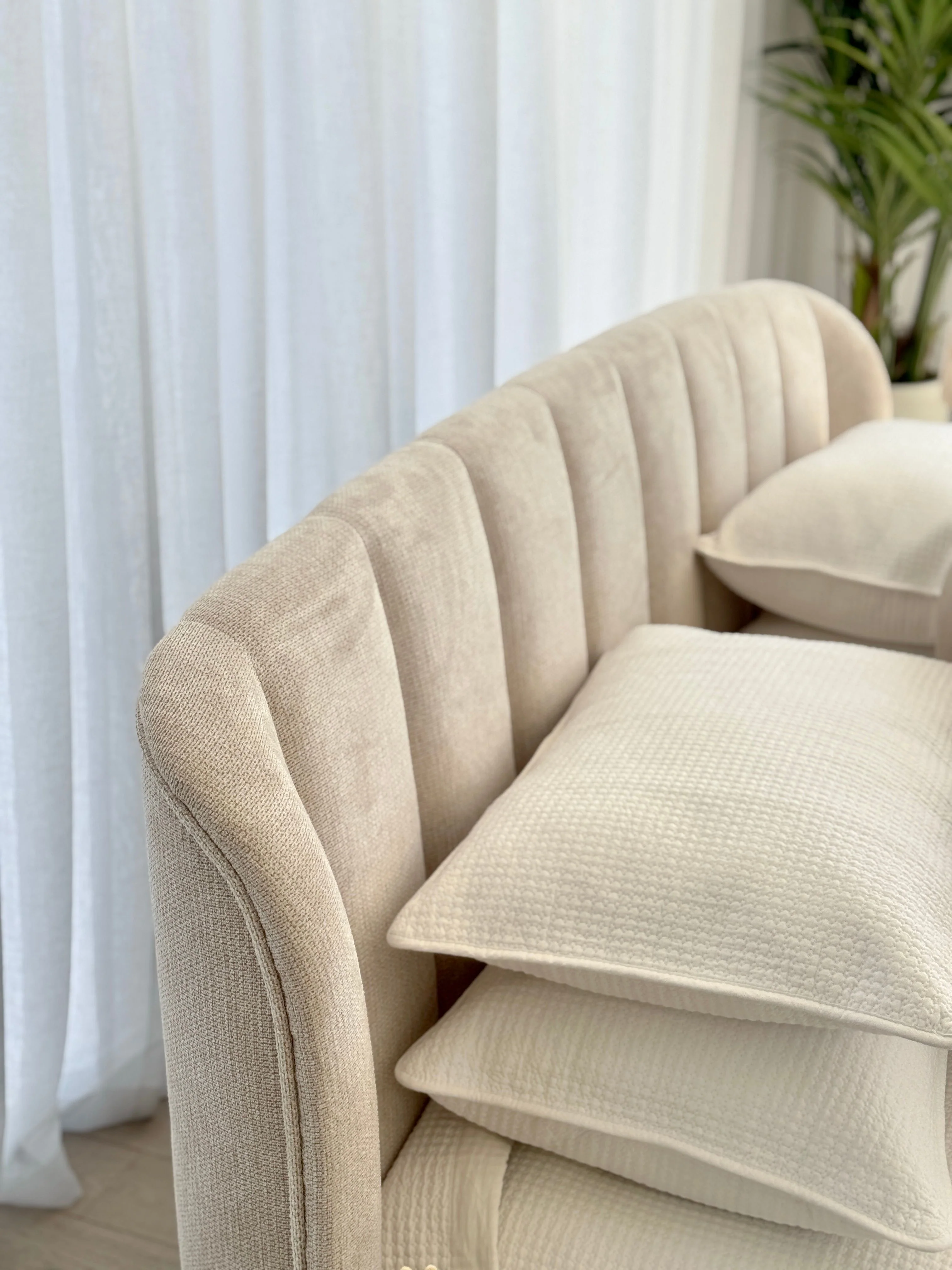 Delphi Bed - Image 7