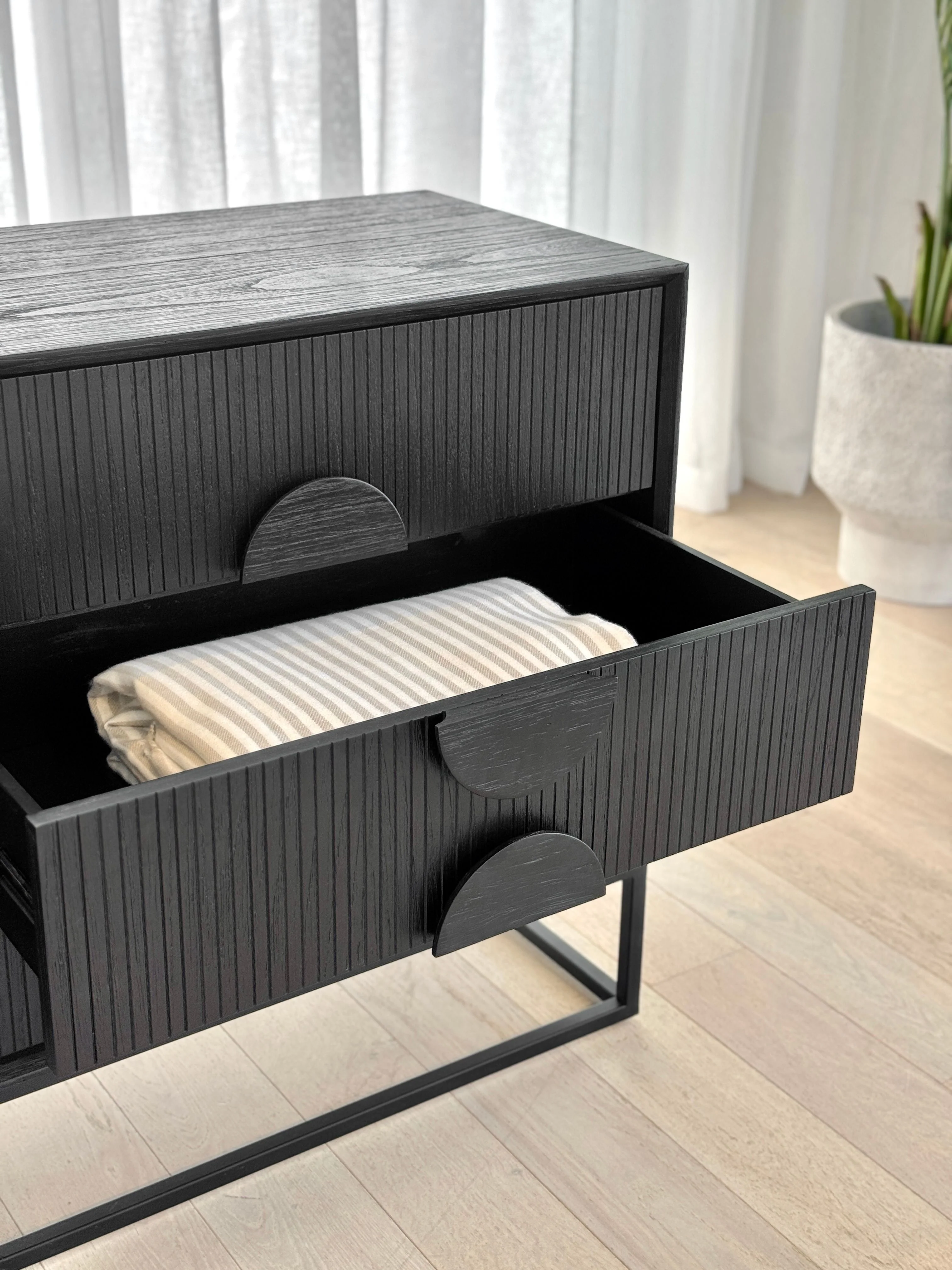 Edina 6 Drawer Dressing Table - Image 6