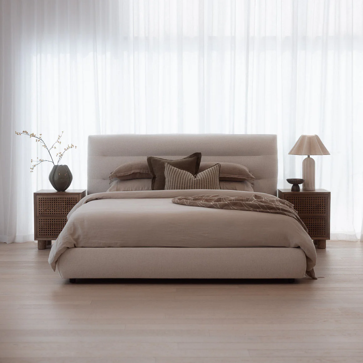 Elodie Bed with Gas Lift Storage Under Mattress - Image 5