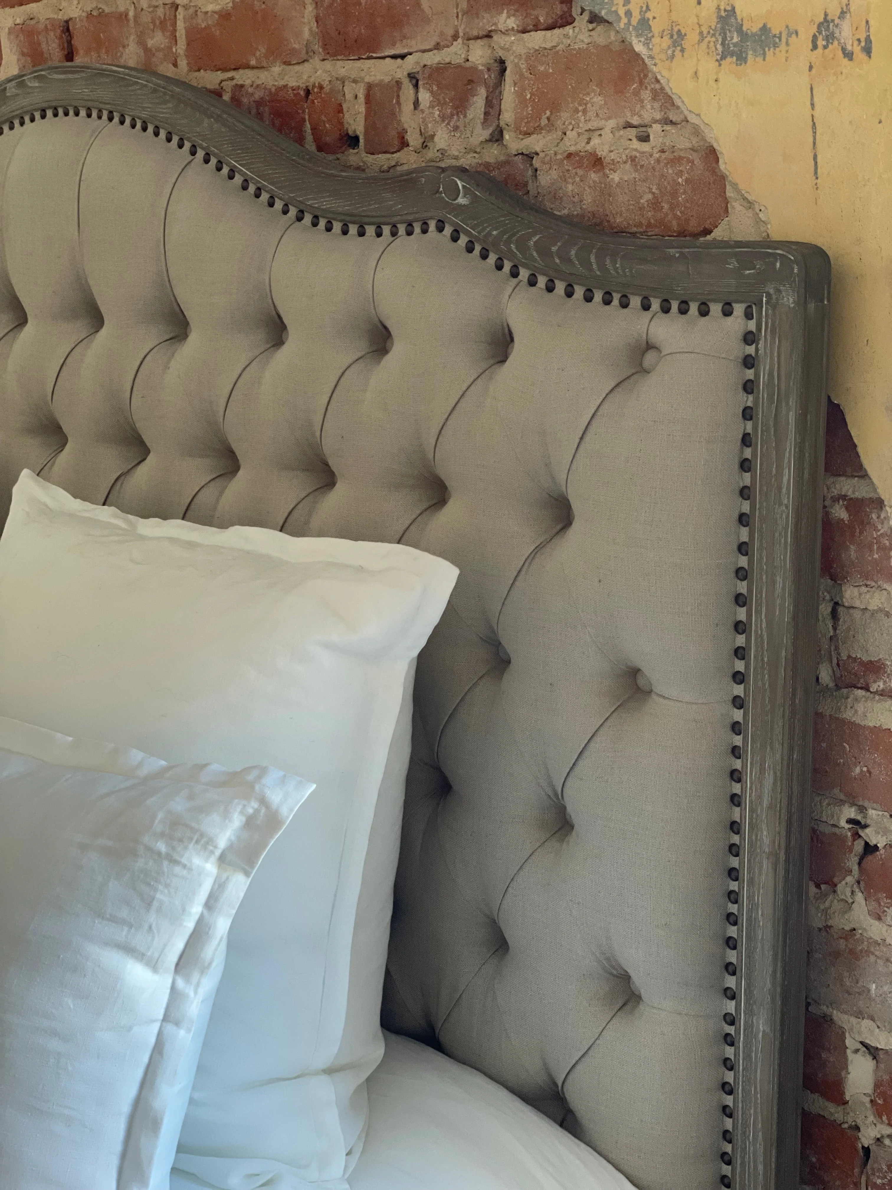 Giselle Bed - Image 3