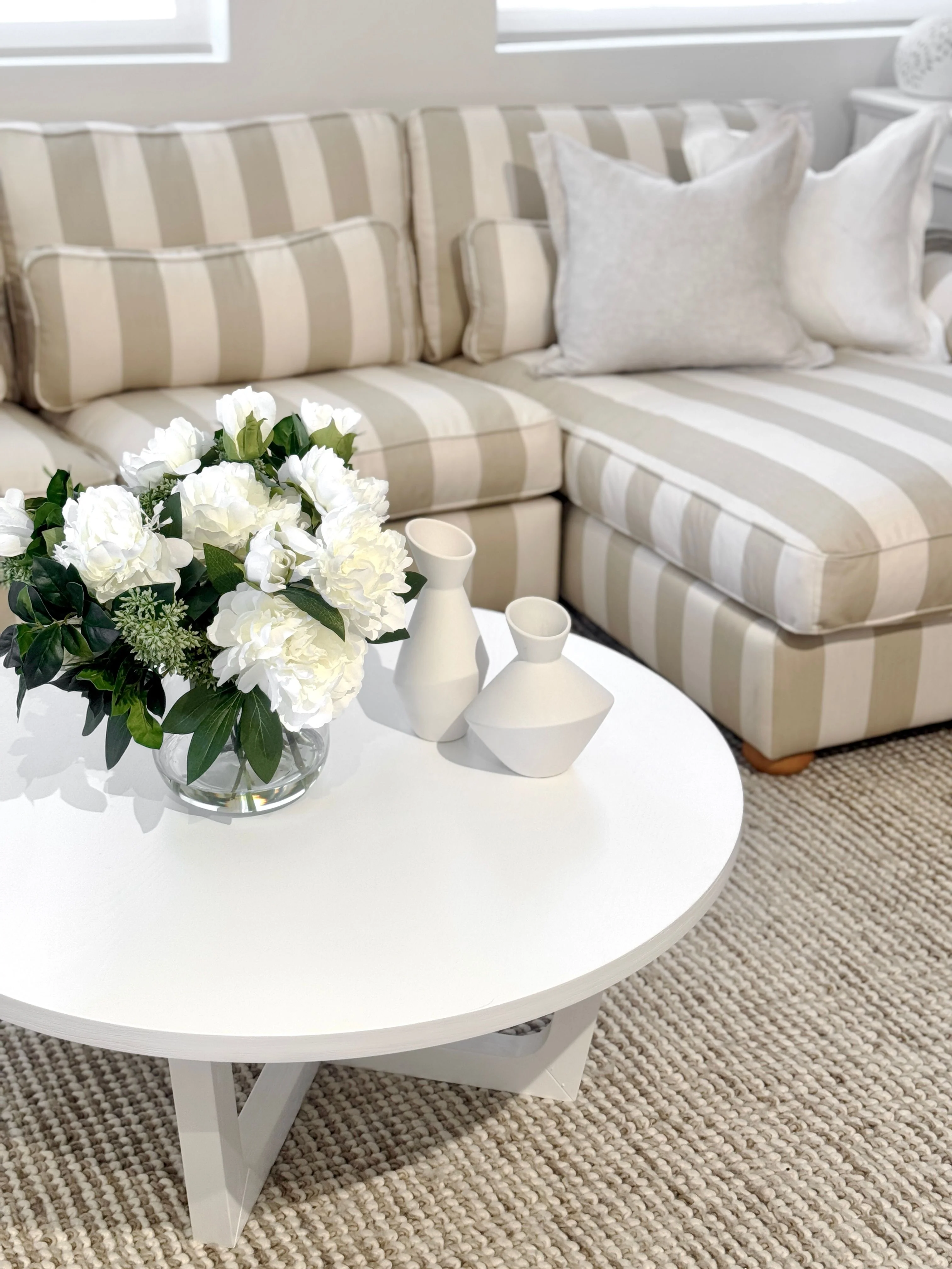 Hendrick Round Coffee Table - Image 6