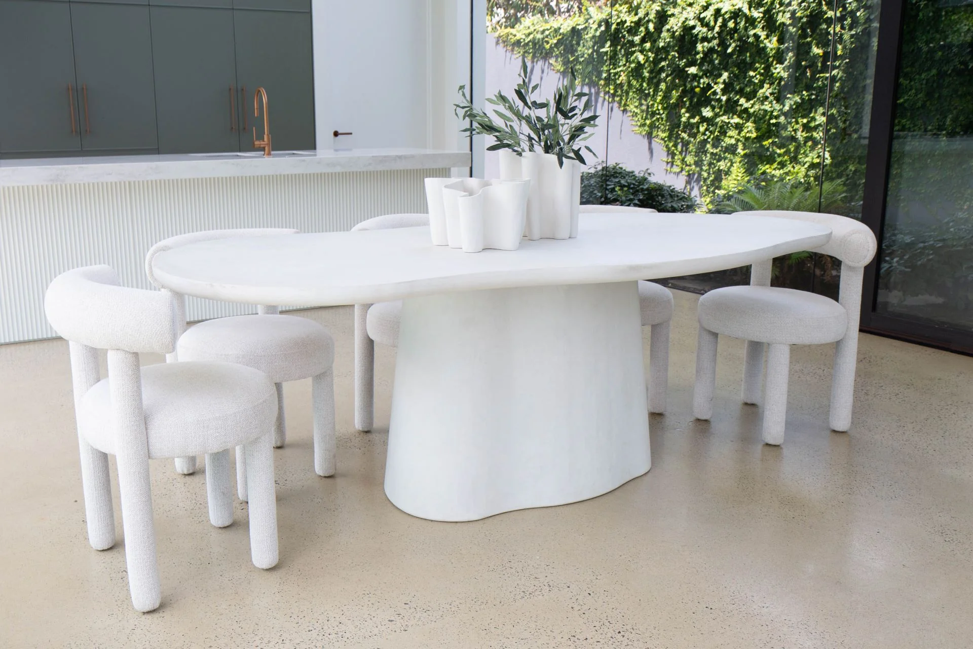 Iliad 2400 Dining Table - White - Image 9