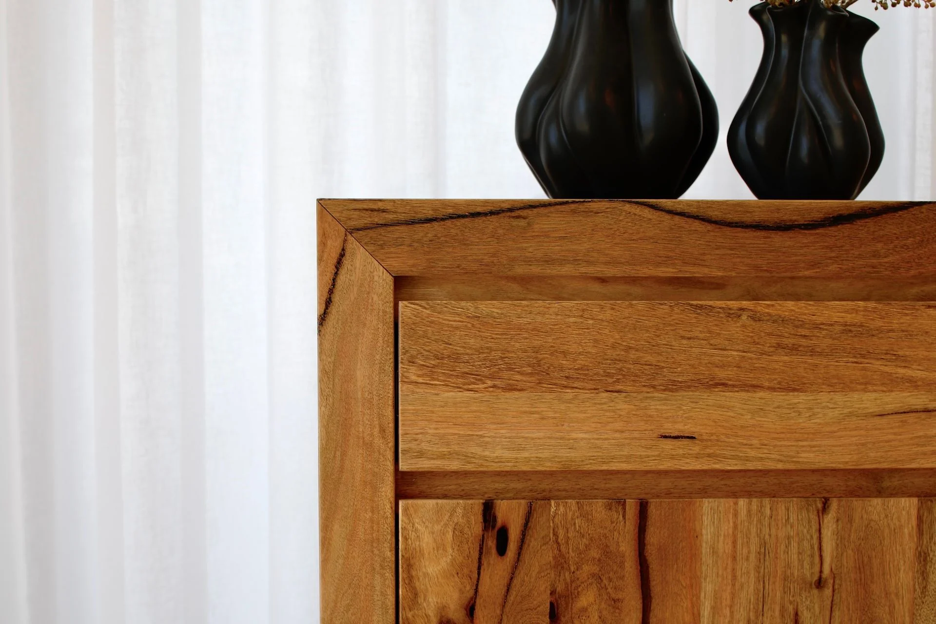 Karri Valley 4 Door 2 Drawer Sideboard - Image 5