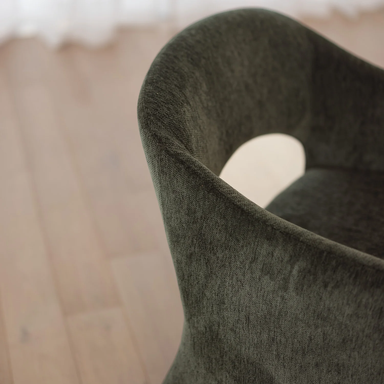 Marion Armchair - Moss - Image 4