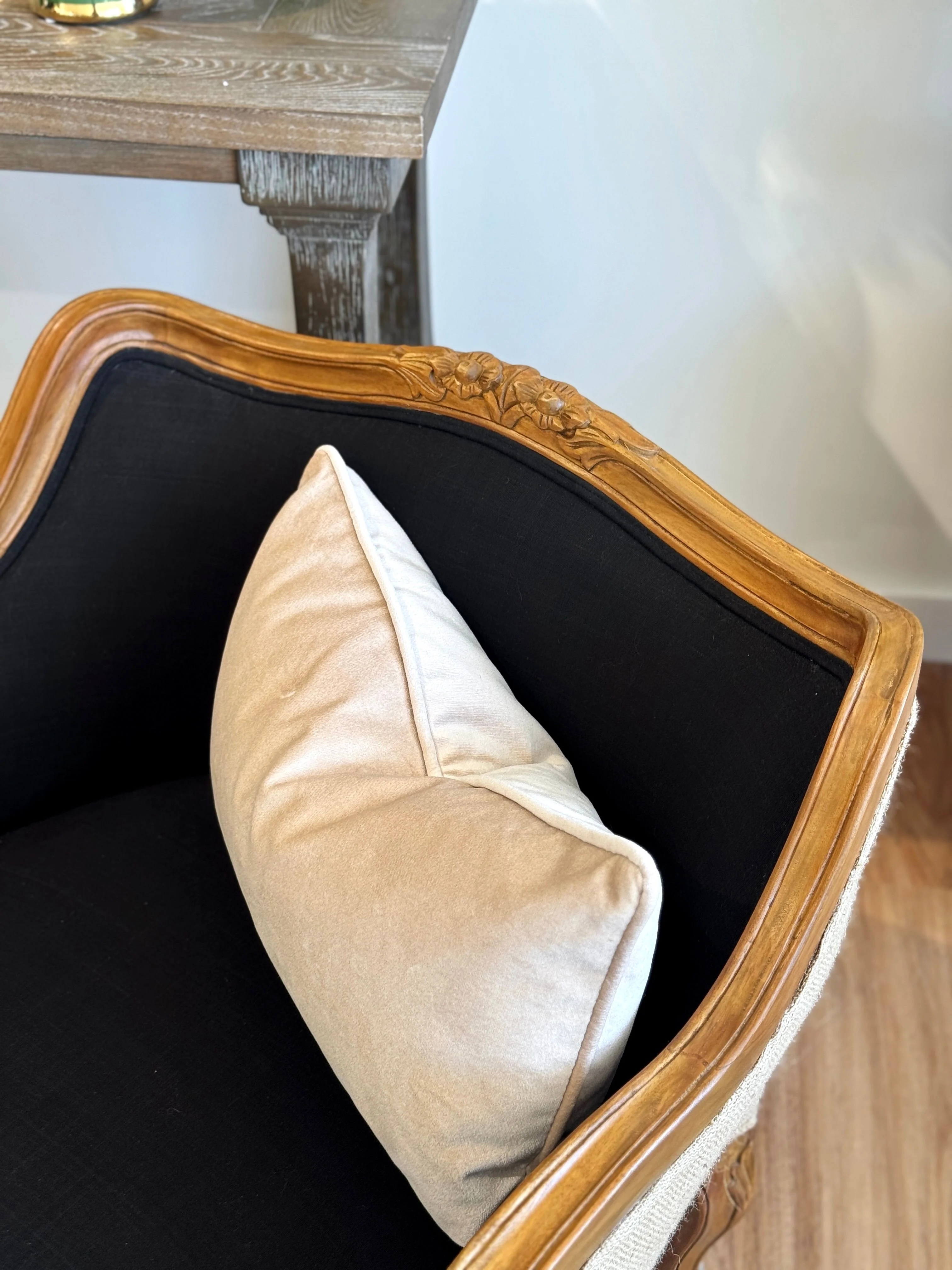 Romeo Armchair - Image 4