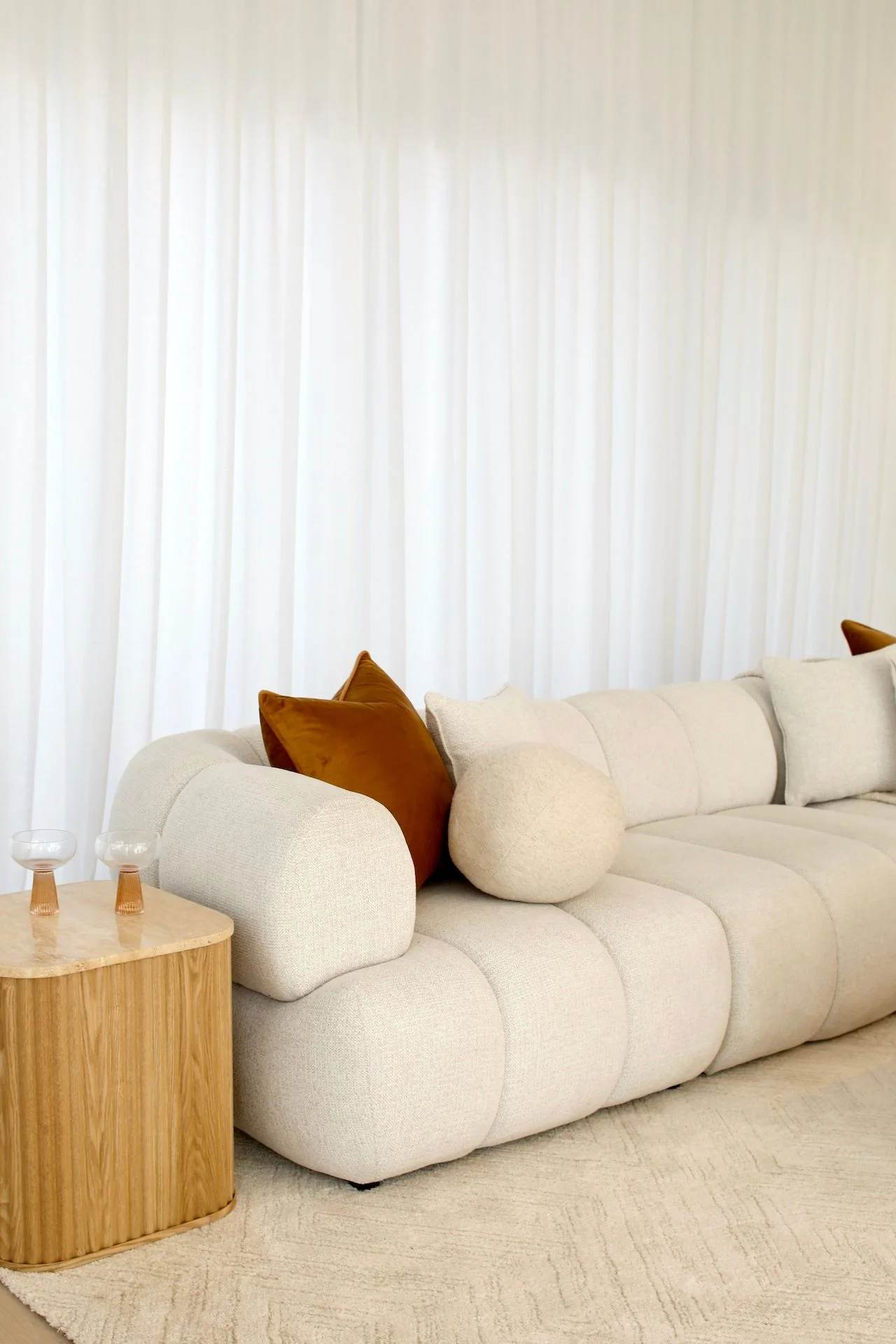 Savannah 3 Seater - Vanilla - Image 7