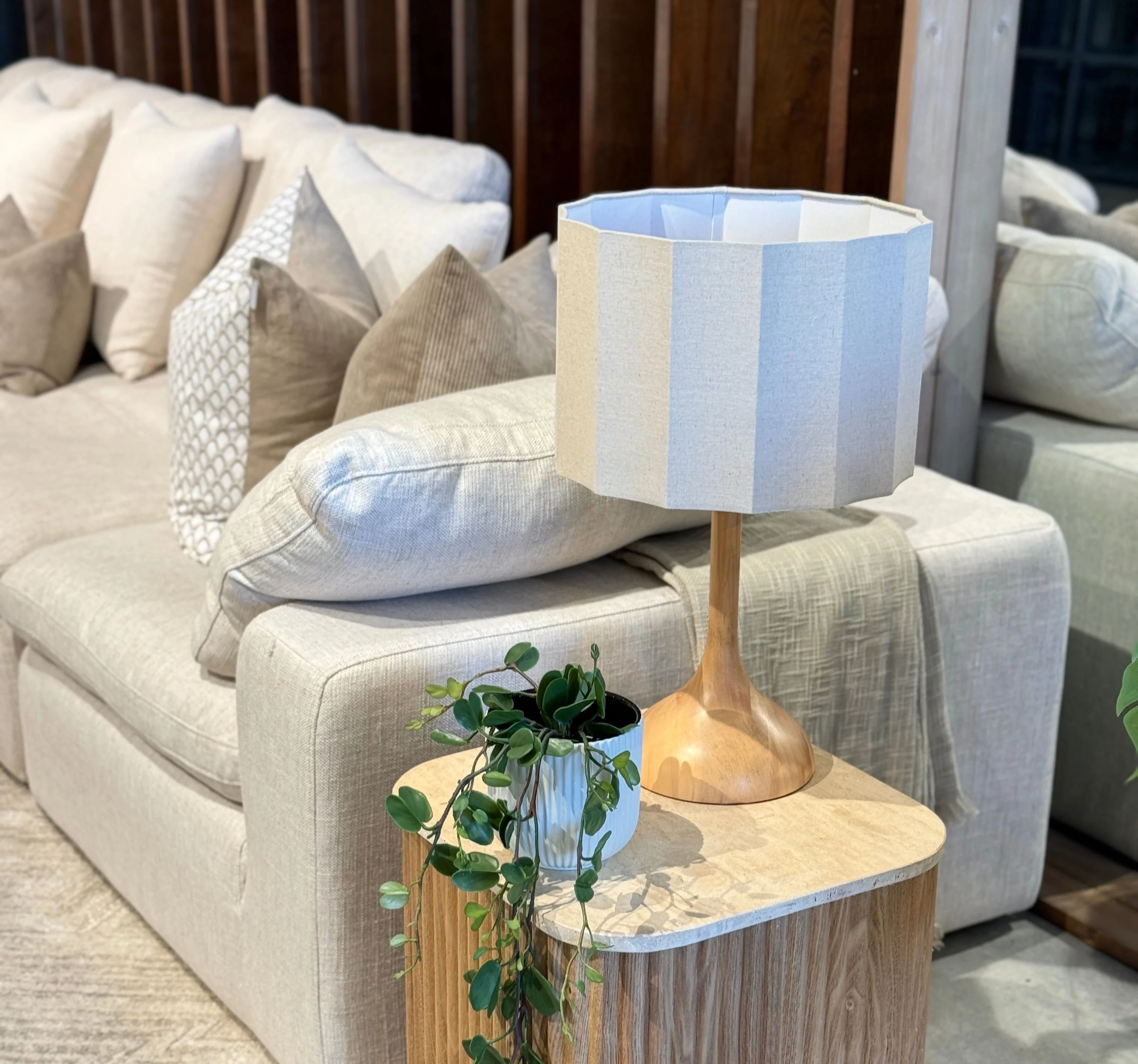 Sierra Table Lamp - Image 4