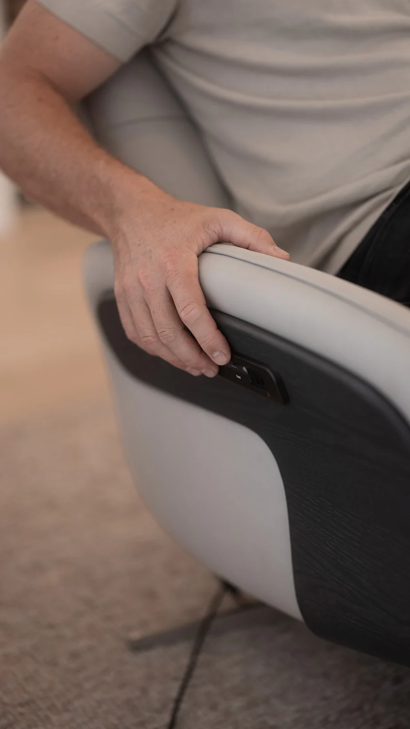 Stellan Leather Reclining Swivel Arm Chair - Image 5