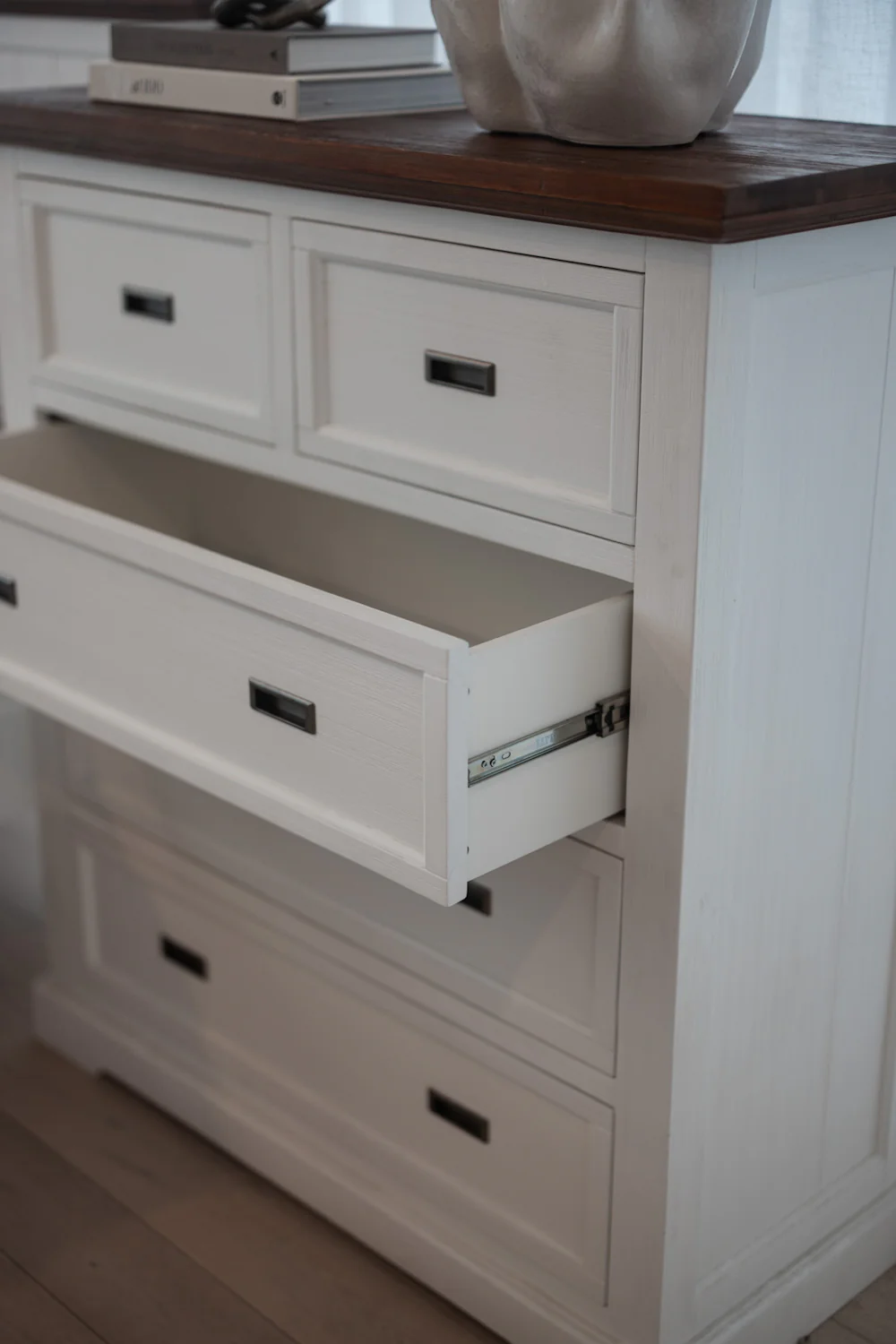 Surrey Tallboy - Image 4