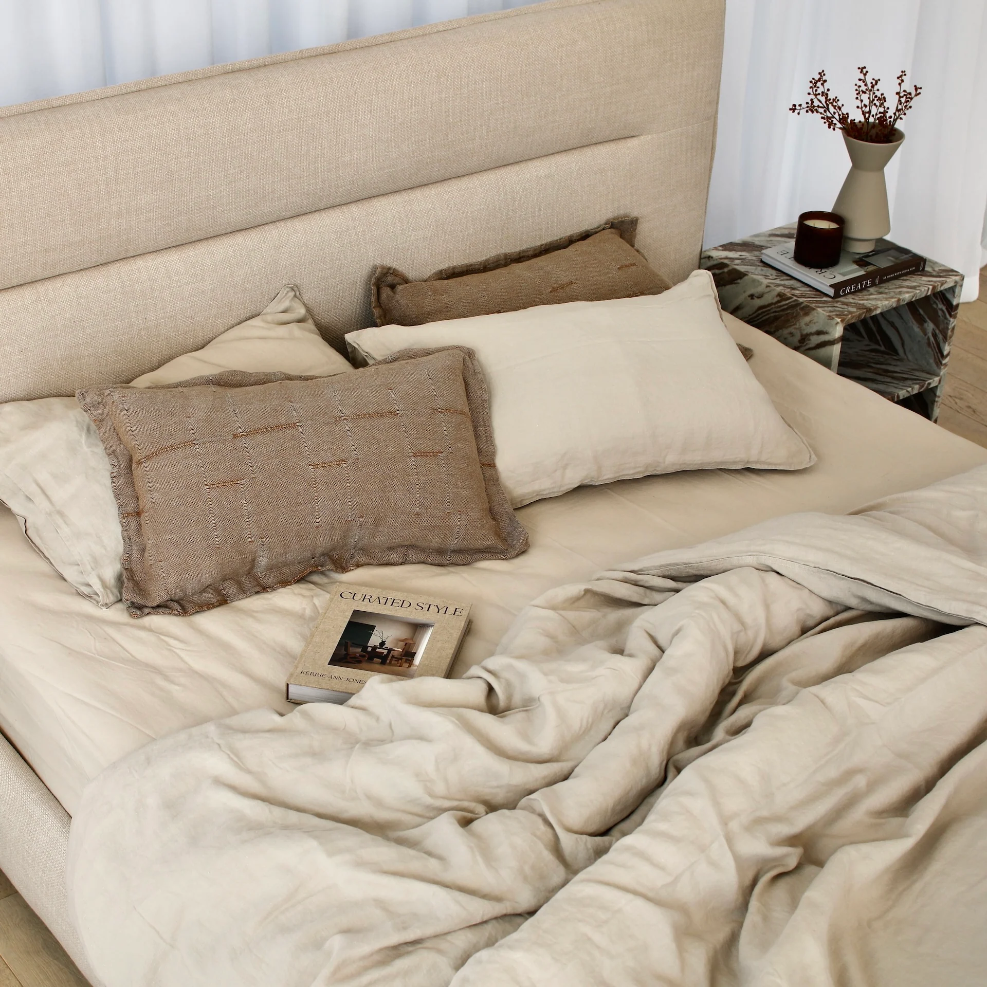 Valonz Bed - Image 4