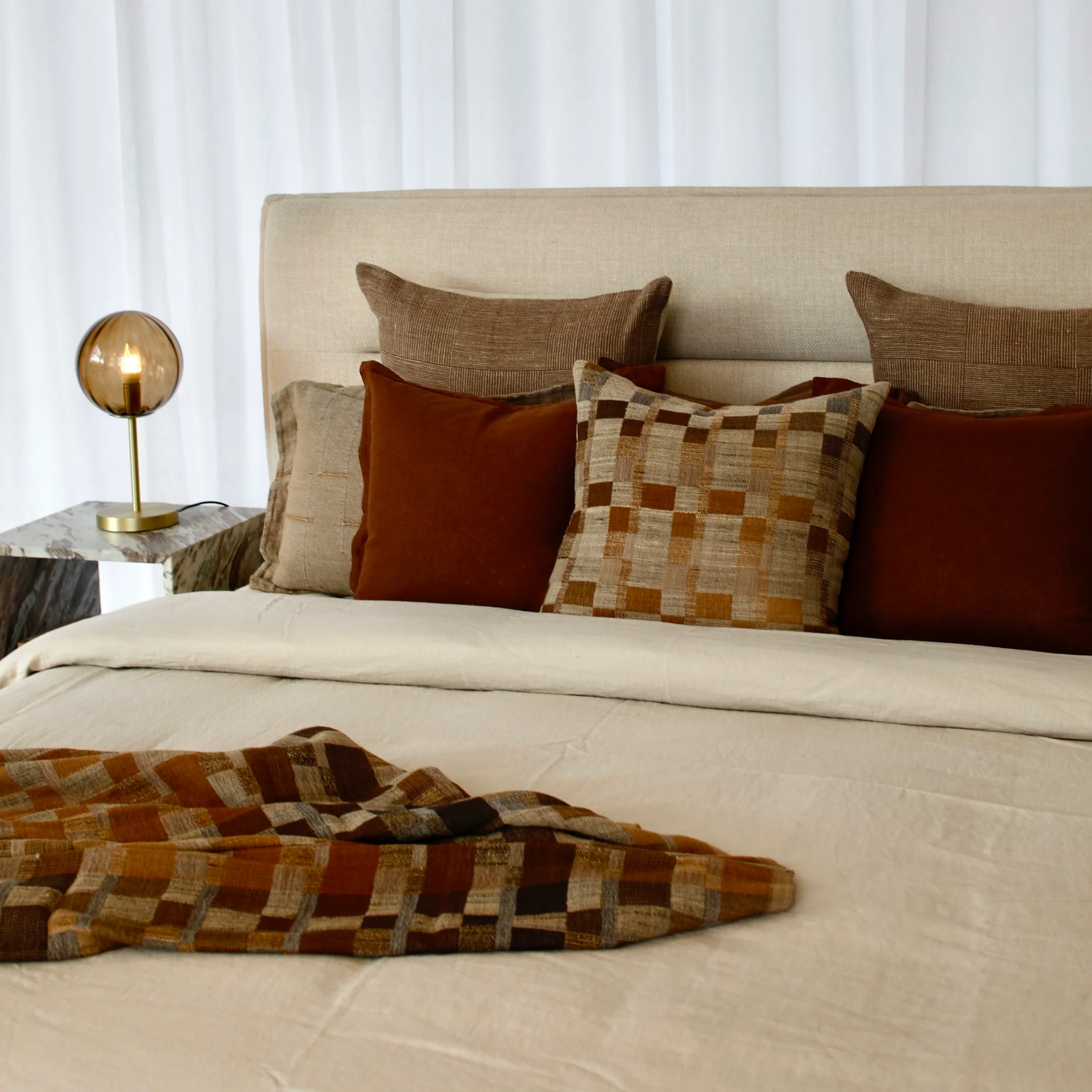 Valonz Bed - Image 6