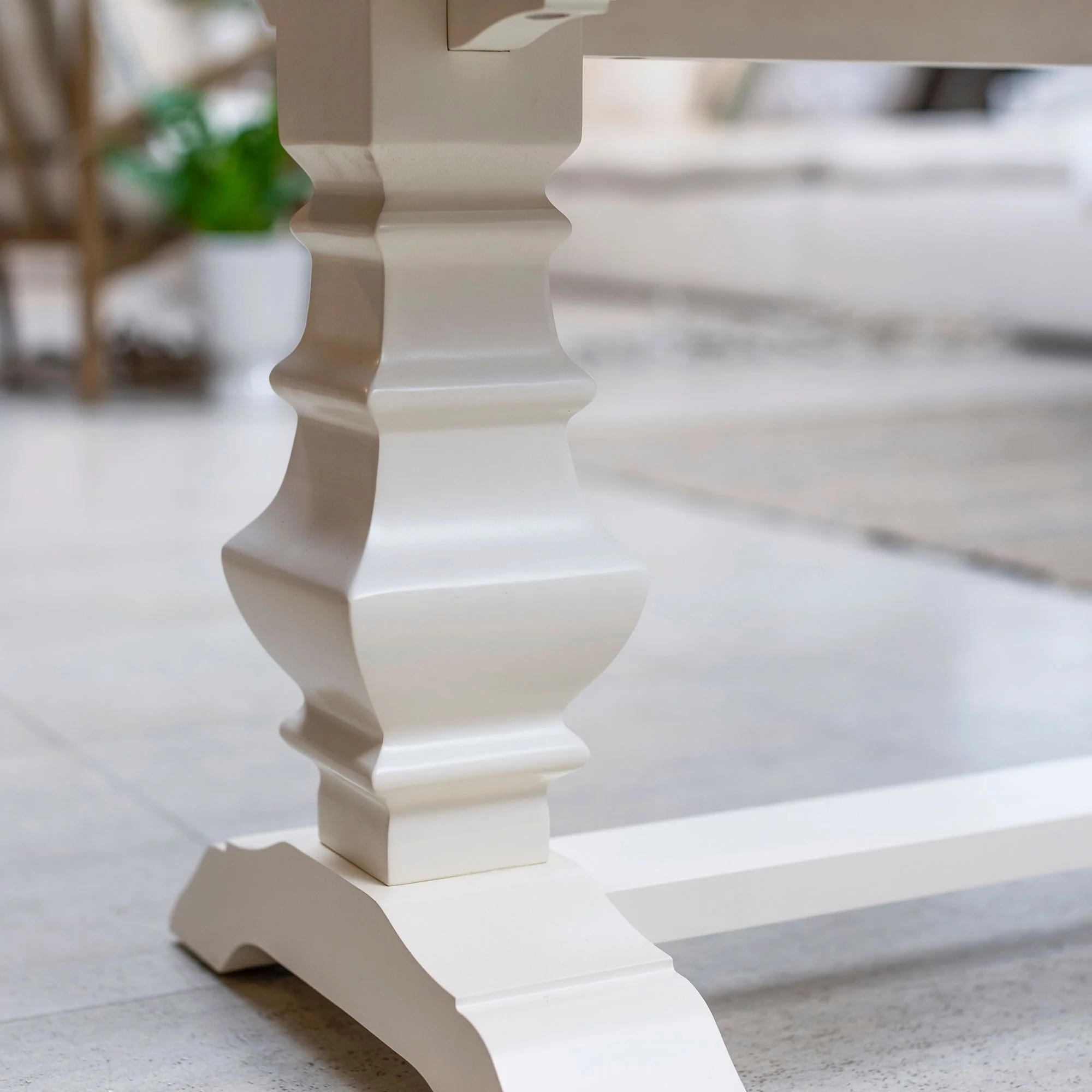 Verdelho Extension Dining Table - Image 9