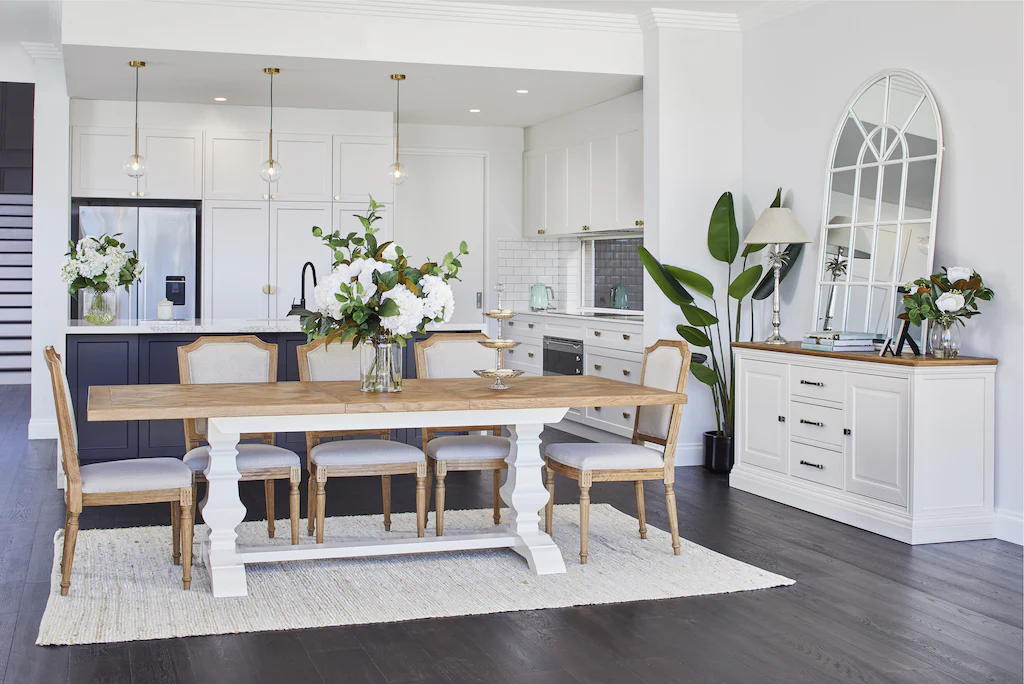 Verdelho Sideboard - Image 4